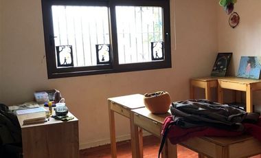 Casa en venta de 3 dorm. en Santa Cruz