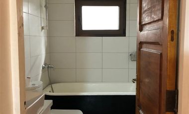 Casa en venta de 3 dorm. en Santa Cruz