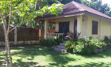 BEACH PROPERTY WITH 2 COTTAGES - - S O L D - -