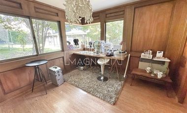 Casa en venta en el arrayan de 6 dorm.