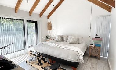 Casa en venta en el arrayan de 6 dorm.