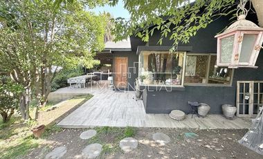 Casa en venta en el arrayan de 6 dorm.