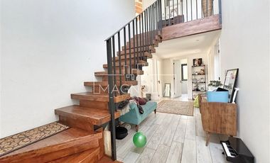 Casa en venta en el arrayan de 6 dorm.