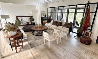 Casa en venta en el arrayan de 6 dorm.