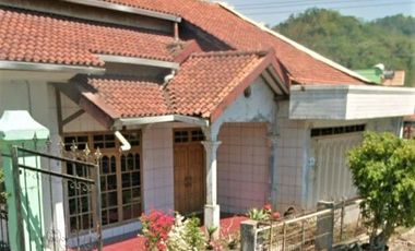 [21FCAF] Huse For Sale 5 Bedroom, 350m2 - Brebes, Central Java