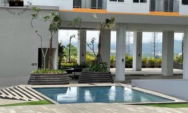 Apartemen 2 Kamar hadap Kolam Renang di Sentul P3.053/22