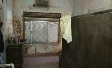 VENTA EN BLOC 2 LOCALES Y DEPARTAMENTO DE 2 AMBIENTES