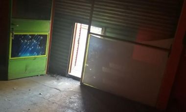 VENTA EN BLOC 2 LOCALES Y DEPARTAMENTO DE 2 AMBIENTES