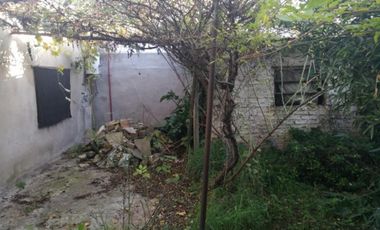 VENTA EN BLOC 2 LOCALES Y DEPARTAMENTO DE 2 AMBIENTES