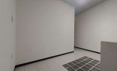 casa en venta en barrio santander. Cod V14008