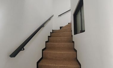 casa en venta en barrio santander. Cod V14008
