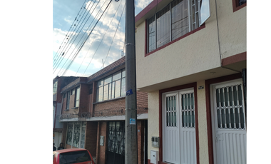 casa en venta en barrio santander. Cod V14008