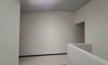casa en venta en barrio santander. Cod V14008