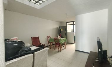 casa en venta en barrio santander. Cod V14008