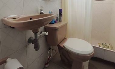 casa en venta en barrio santander. Cod V14008