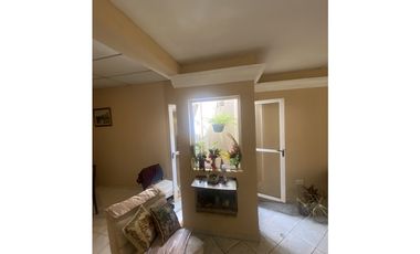 VENDO, excelente vivienda en esquina, Bª Itaembe mini- Posadas Mnes