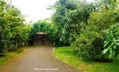 [EAEFAD] 7 Bedroom House for Sale, 446m2 - Sumedang, West Java