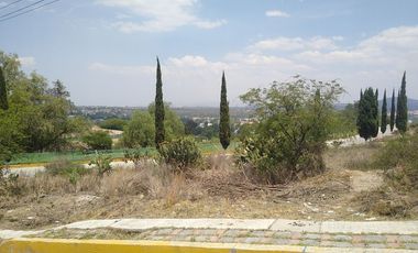 Terreno residencial en facilidades