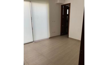 ¡Descubre tu hogar de ensueño en la Urbanización Ciudad del Mar.