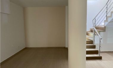 ¡Descubre tu hogar de ensueño en la Urbanización Ciudad del Mar.
