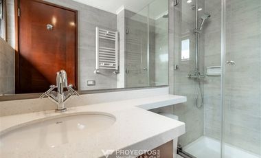 Duplex de 2 Dormitorios y Terraza en Arriendo. en Las Condes