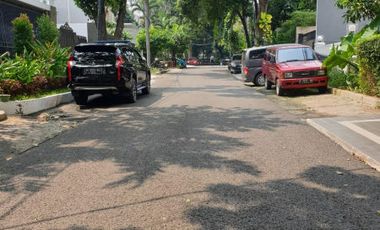 DIJUAL RUMAH at Jl LAMANDAU, KEBAYORAN BARU, JAKSEL