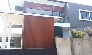 Rumah Bagus Hoek Siap Huni Dalam Cluster Premium Bintaro 9438