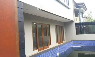 Rumah Bagus Hoek Siap Huni Dalam Cluster Premium Bintaro 9438