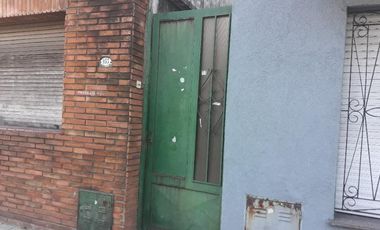 Casa PH en venta en Lanus Este