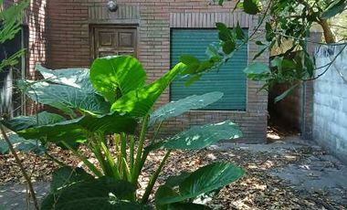 Casa PH en venta en Lanus Este