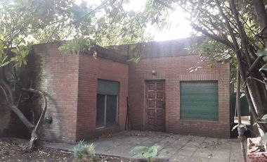 Casa PH en venta en Lanus Este