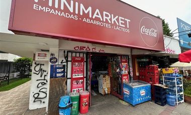 Local Comercial en Venta en Local comercial en Ñuñoa. Avda. Irarrázaval/José Manuel Infante. Metro Monseñor Eyzaguirre