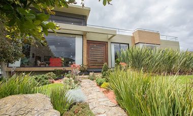 VENTA de CASAS en LA CALERA