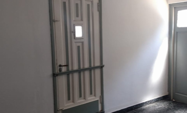 Venta vivienda multifamiliar zona Villa Ballester.