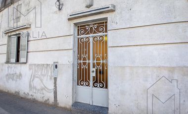 Casa 3 dormitorios patio parrillero - República de la Sexta