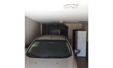VENTA CASA CON LOCAL Y DEPARTAMENTO, QUINCHO Y PARQUE