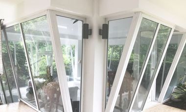 Rush Sale 5 BR Vacation Home Las Haciendas Laurel Batangas