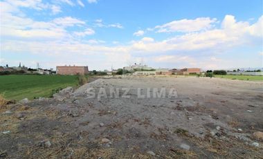 SANTA MARIA DEL REFUGIO: ESPLENDIDO TERRENO USO COMERCIAL, CON GRAN UBICACION. .