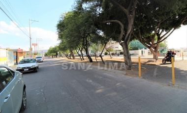 SANTA MARIA DEL REFUGIO: ESPLENDIDO TERRENO USO COMERCIAL, CON GRAN UBICACION. .