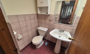 Casa en arriendo de 6 dorm. en Los Angeles