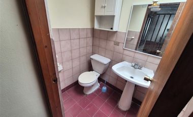 Casa en arriendo de 6 dorm. en Los Angeles