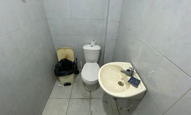 local en arriendo en barrio cristobal. Cod A60891