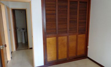 COD. 5872 - SE VENDE APARTAMENTO - BARRIO: LA AURORA