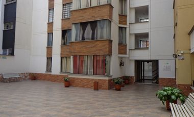 COD. 5872 - SE VENDE APARTAMENTO - BARRIO: LA AURORA