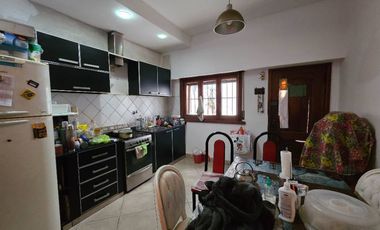 Casa en venta en Bernal Oeste