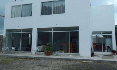 casa de venta en urbanización zona sur de manta