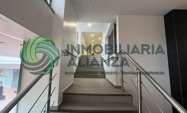 oficina en arriendo en cabecera del llano. Cod A416