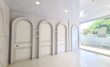 COD. 656 - SE ARRIENDA LOCAL - BARRIO: SAN CARLOS