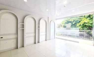 COD. 656 - SE ARRIENDA LOCAL - BARRIO: SAN CARLOS