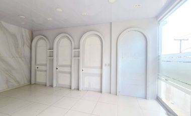 COD. 656 - SE ARRIENDA LOCAL - BARRIO: SAN CARLOS